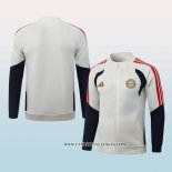 Chaqueta del Bayern Munich 26-27 Crema