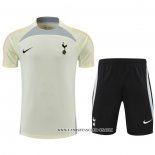 Chandal del Tottenham Hotspur 22-23 Manga Corta Beige - Pantalon Corto