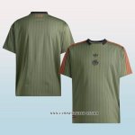 Camiseta Pre Partido del Bayern Munich 25-26 Verde  Camiseta Pre Partido del Bayern Munich 25-26 Verde